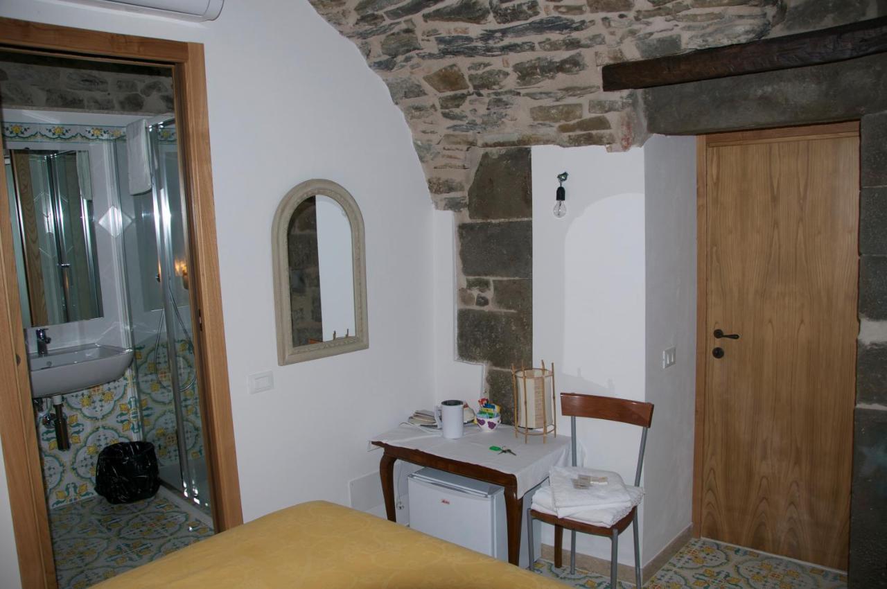 Hotel La Croce Dei Templari - Very Central With Parking - Riomaggiore Zewnętrze zdjęcie